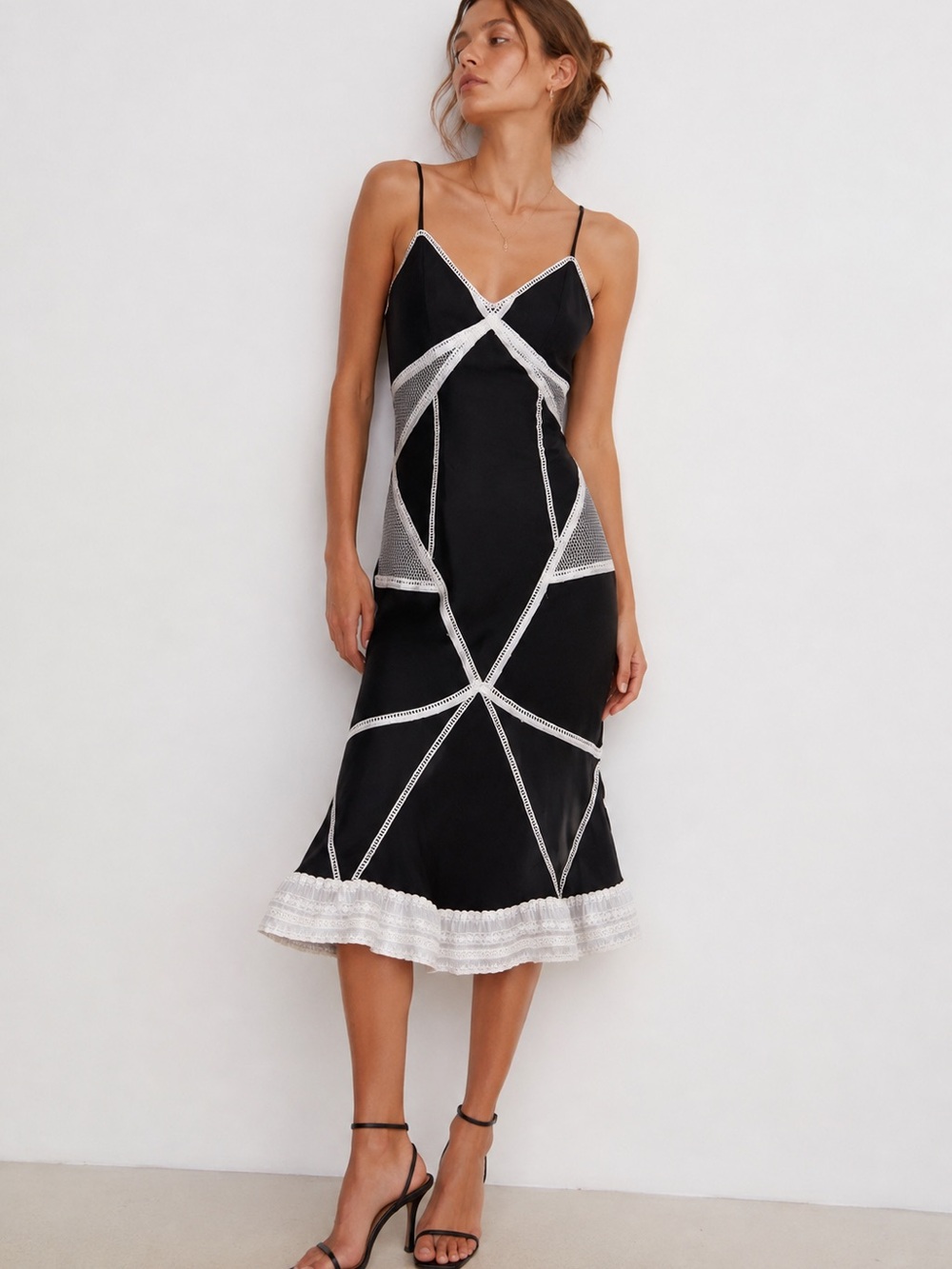 Mossman black and white dress Size 8